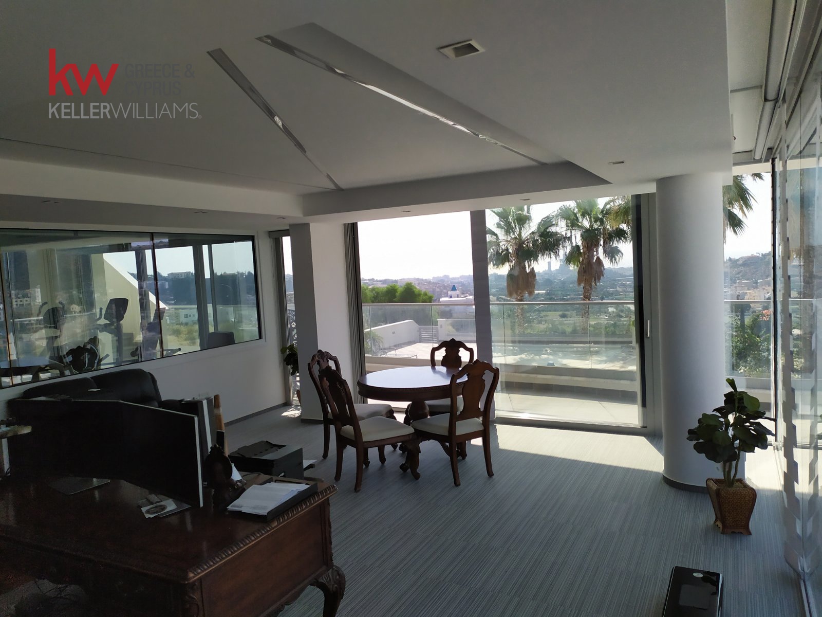 5 bedrooms Villa in Germasogeia, Limassol, Cyprus No. 39987
