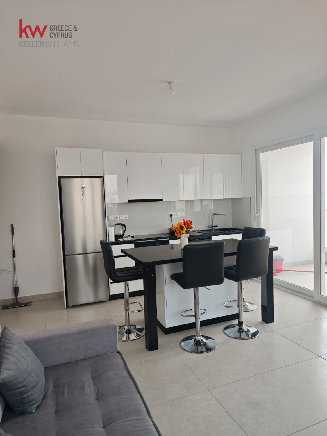 2 bedrooms Apartment in Larnaka, Cyprus No. 39984