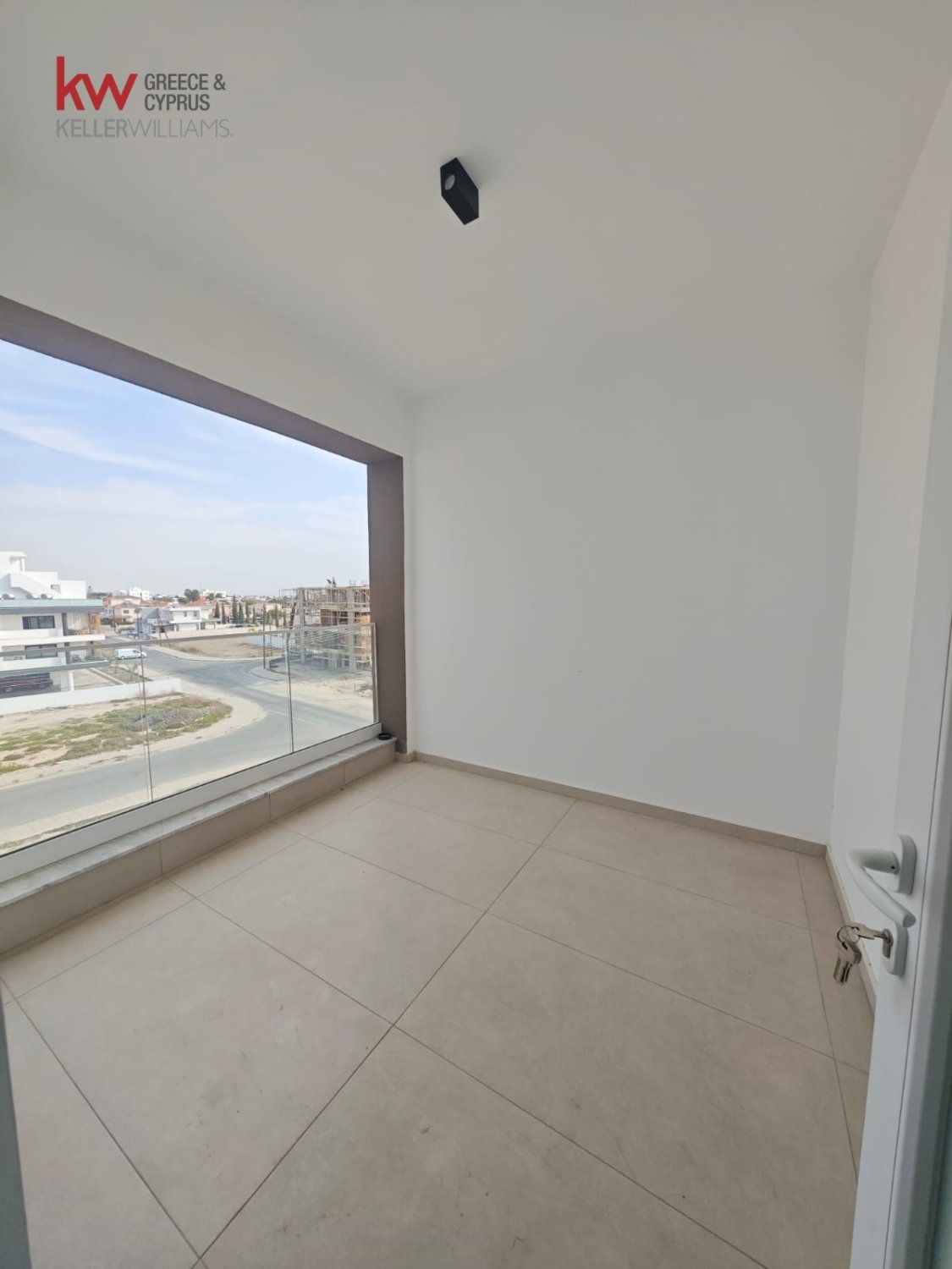 2 bedrooms Apartment in Larnaka, Cyprus No. 39984
