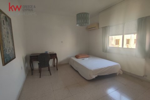 5 bedrooms Townhouse in Larnaca, Larnaka,  No. 39986 14