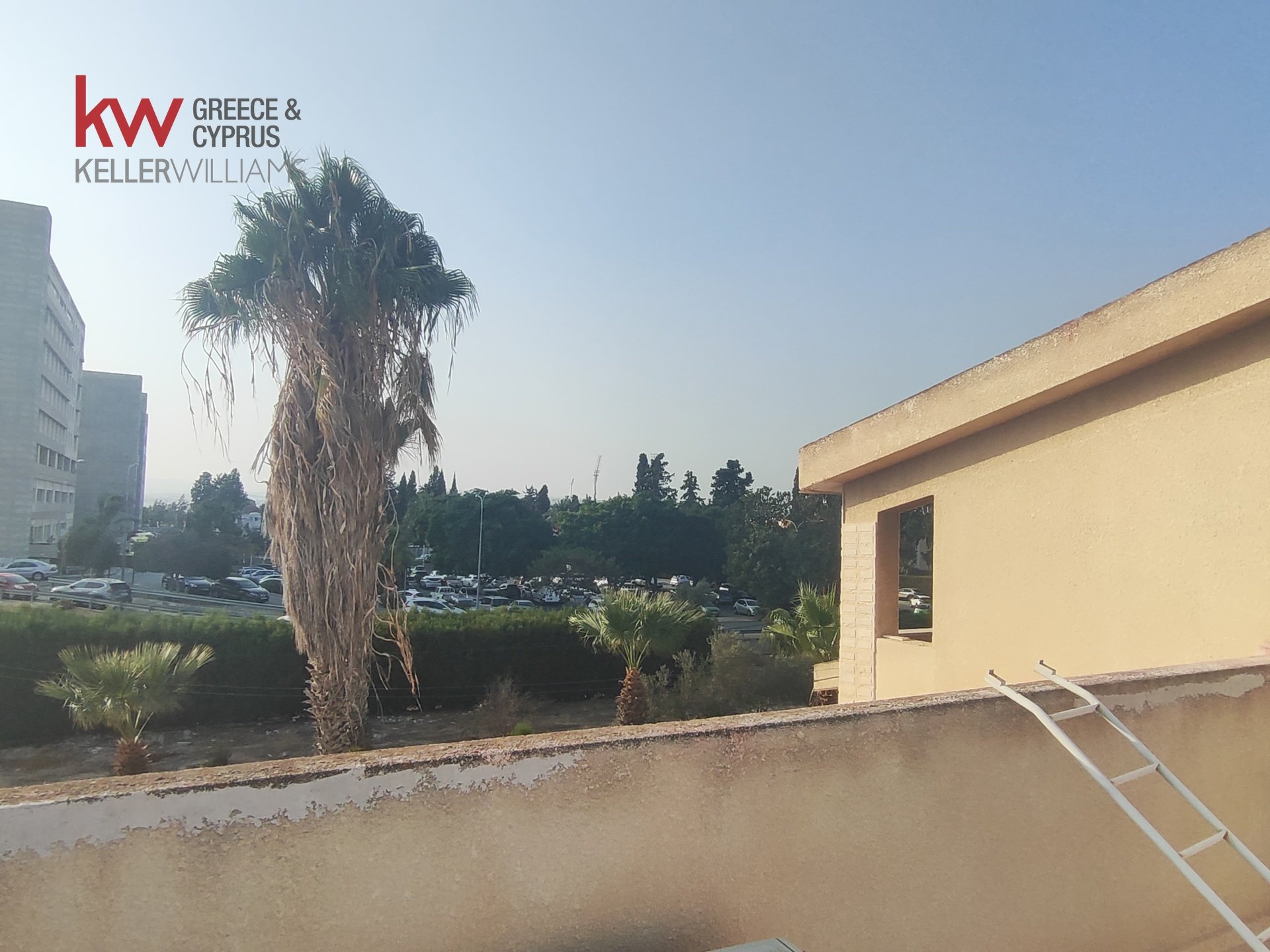 5 bedrooms Townhouse in Larnaca, Larnaka, Cyprus No. 39986