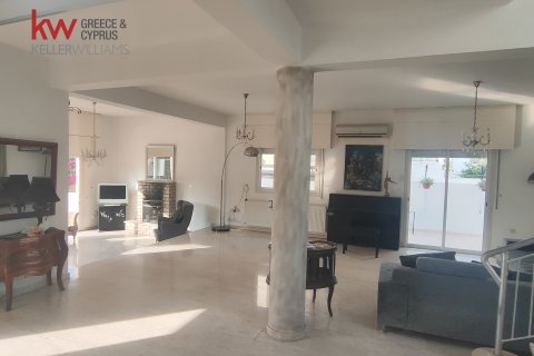 5 bedrooms Townhouse in Larnaca, Larnaka,  No. 39986 2