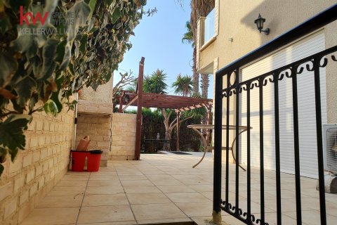 5 bedrooms Townhouse in Larnaca, Larnaka,  No. 39986 21