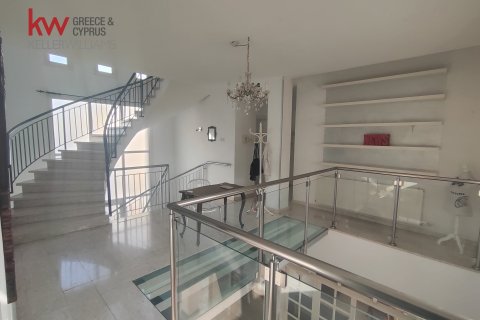 5 bedrooms Townhouse in Larnaca, Larnaka,  No. 39986 10