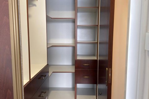 3 bedrooms Apartment in Aglandjia, Nicosia,  No. 39845 6