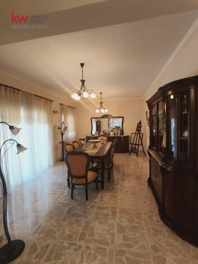 3 bedrooms Townhouse in Larnaka, Cyprus No. 39849