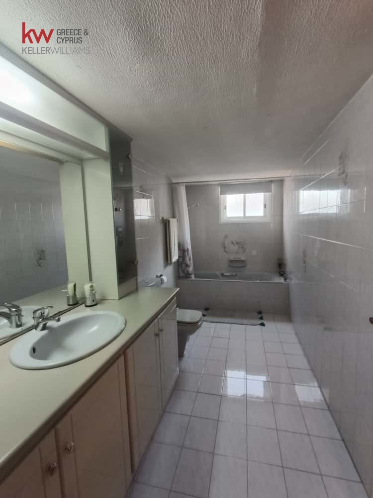 3 bedrooms Townhouse in Larnaka, Cyprus No. 39849