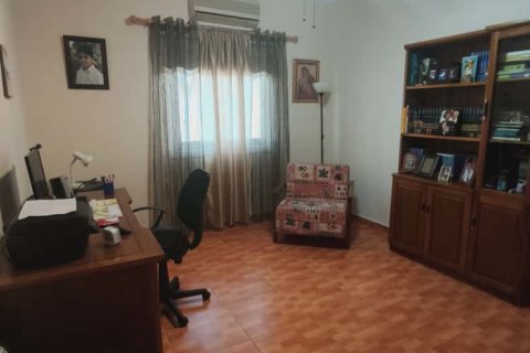 3 bedrooms Townhouse in Larnaka, No. 39849 18