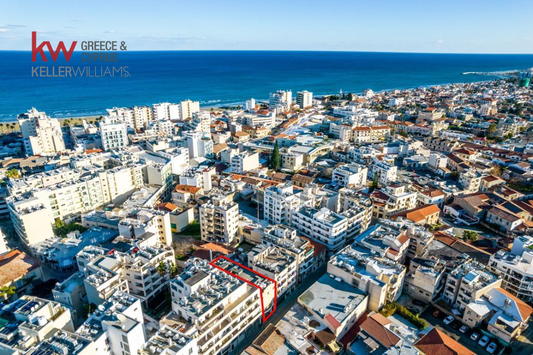 Коммерческая недвижимость 540м2 в Ларнака, Кипр № 39848