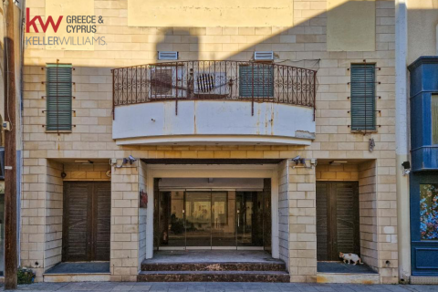 540m2 Propriété commerciale à Larnaca, Larnaka,  No. 39848 5