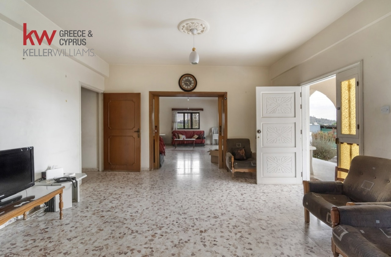3 chambres Bungalow à Mosfiloti, Larnaka, Chypre No. 39863