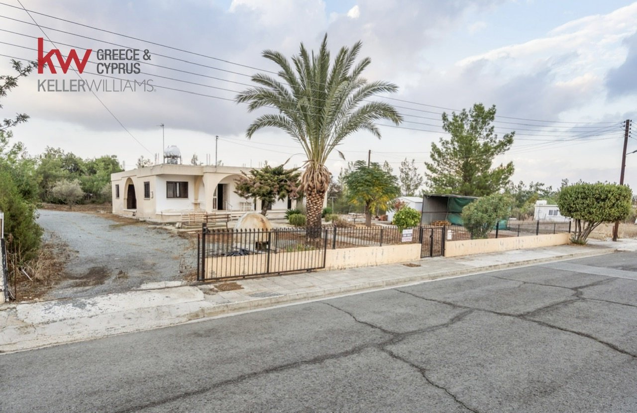 3 chambres Bungalow à Mosfiloti, Larnaka, Chypre No. 39863