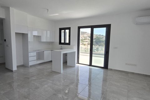 3 bedrooms Penthouse in Parekklisia, Limassol, No. 45098 6