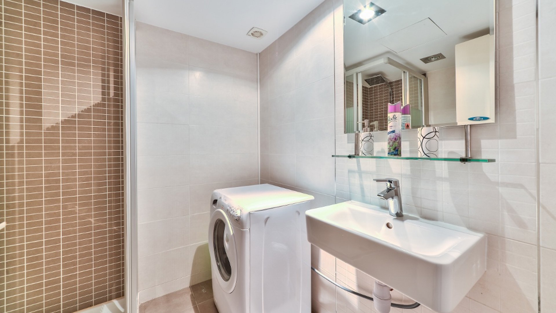 3 bedrooms Apartment in Limassol, Cyprus No. 28011