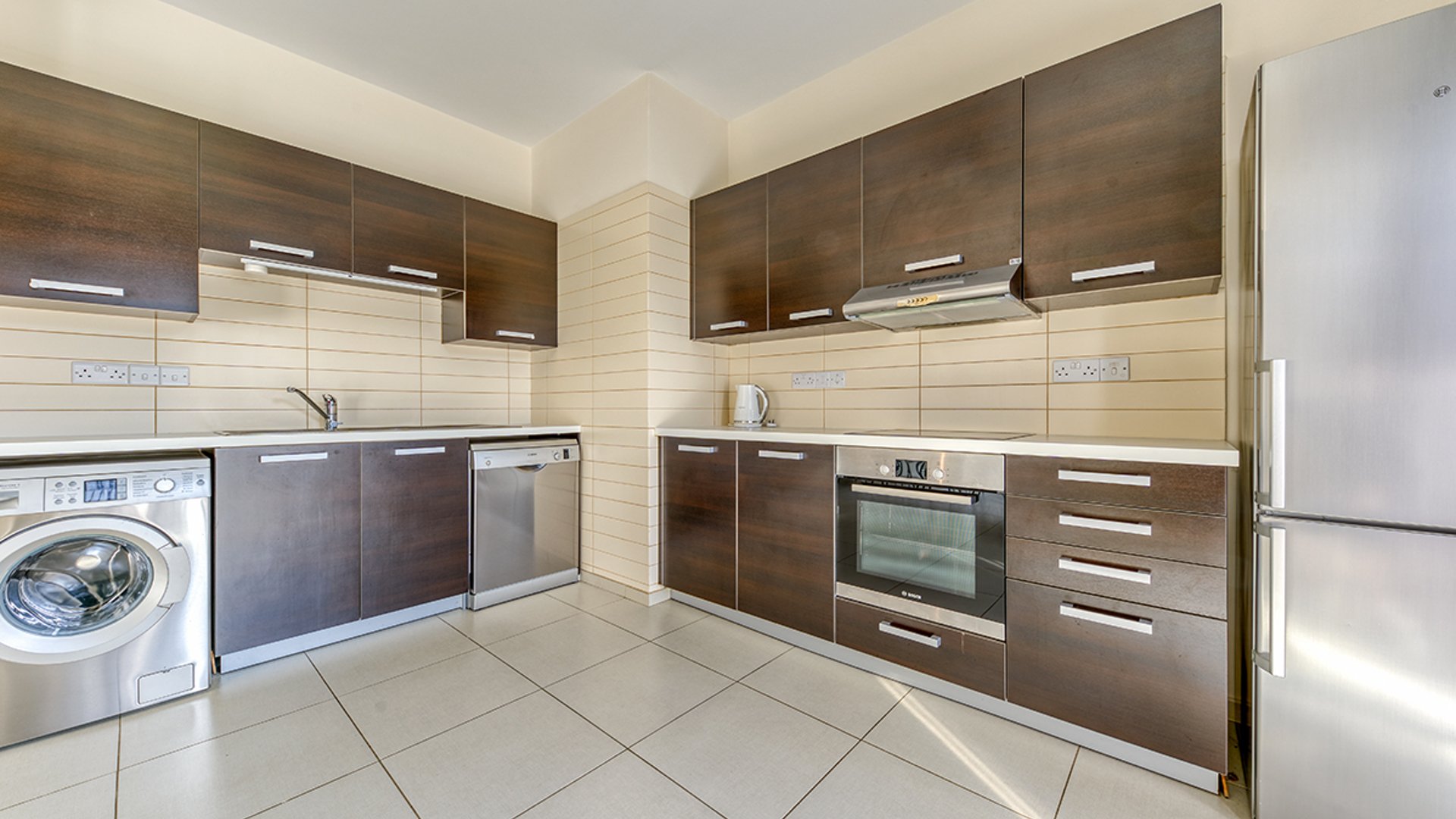 2 bedrooms Apartment in Limassol, Cyprus No. 28009