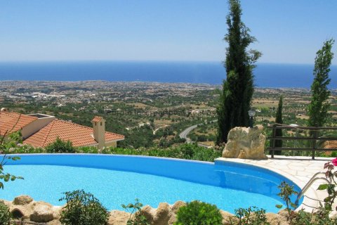 4 bedrooms Villa in Tsada, Paphos, Cyprus No. 37590 3