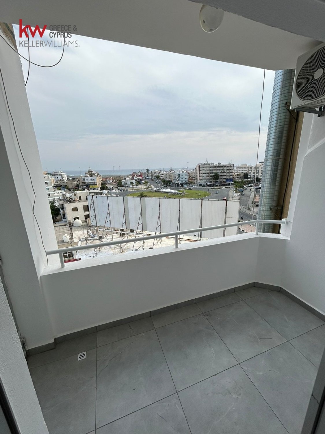 Квартира с 2 спальнями в Ларнака, Кипр № 40316