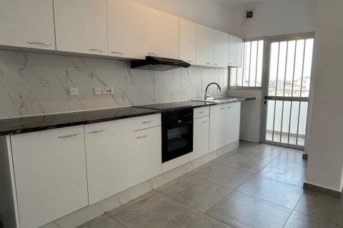 Квартира с 2 спальнями в Ларнака,  № 40316 3