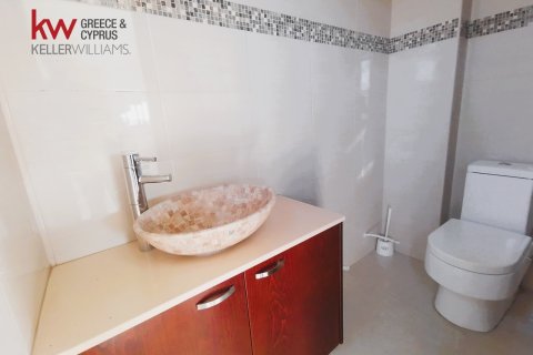 4 bedrooms Townhouse in Lympia, Nicosia,  No. 40313 10