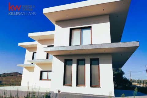 4 bedrooms Townhouse in Lympia, Nicosia,  No. 40313 2