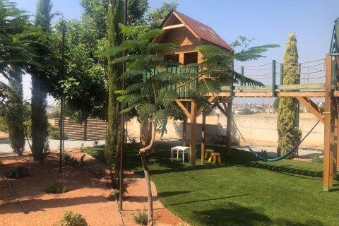 4 chambres Villa à Kato Polemidia, Limassol,  No. 6705 2