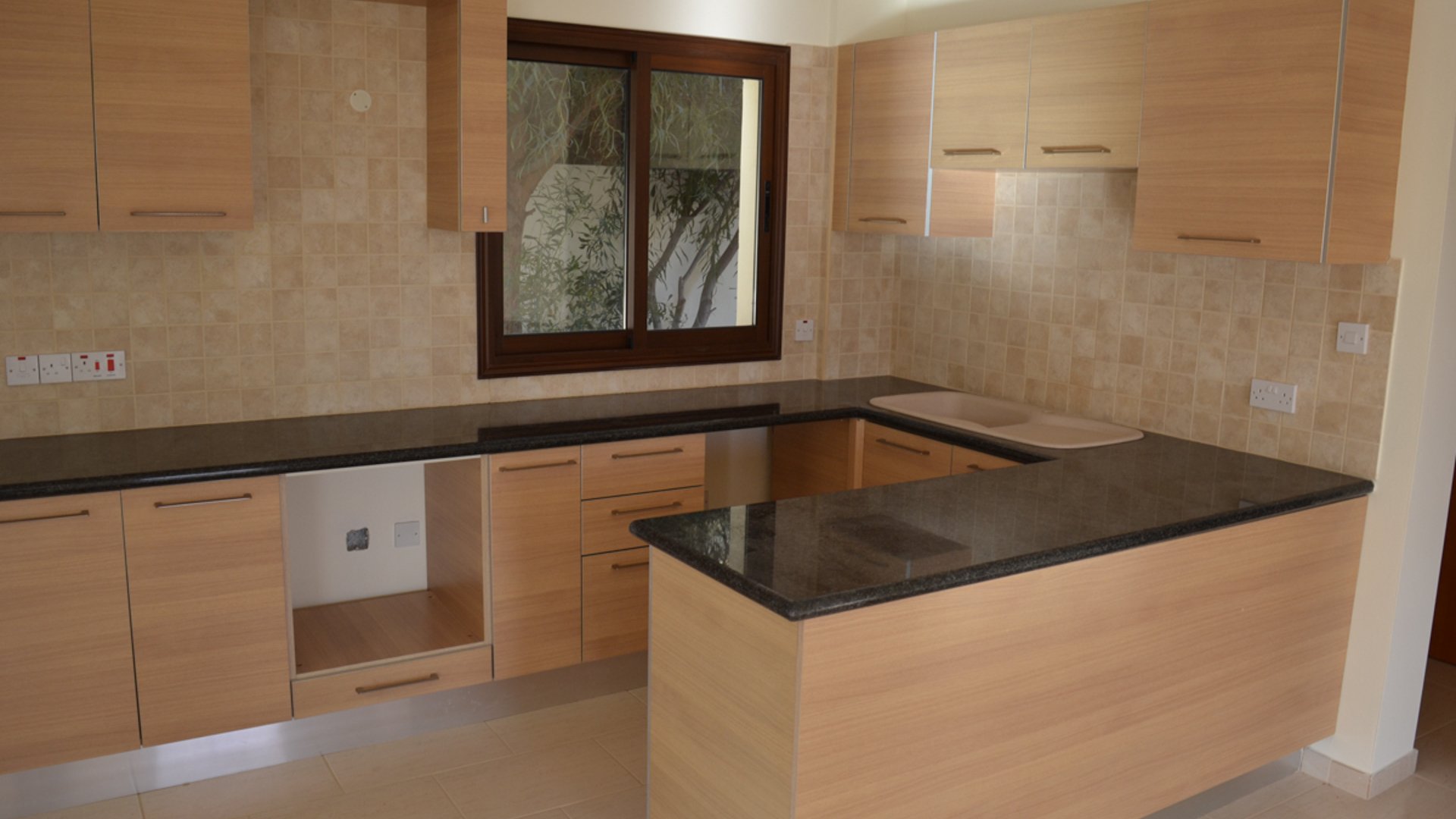 3 bedrooms Villa in Pegeia, Paphos, Cyprus No. 25751