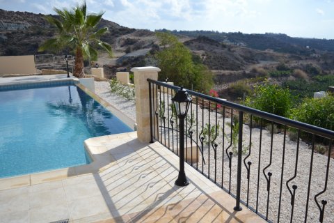 3 chambres Villa à Pegeia, Paphos, Chypre No. 25751