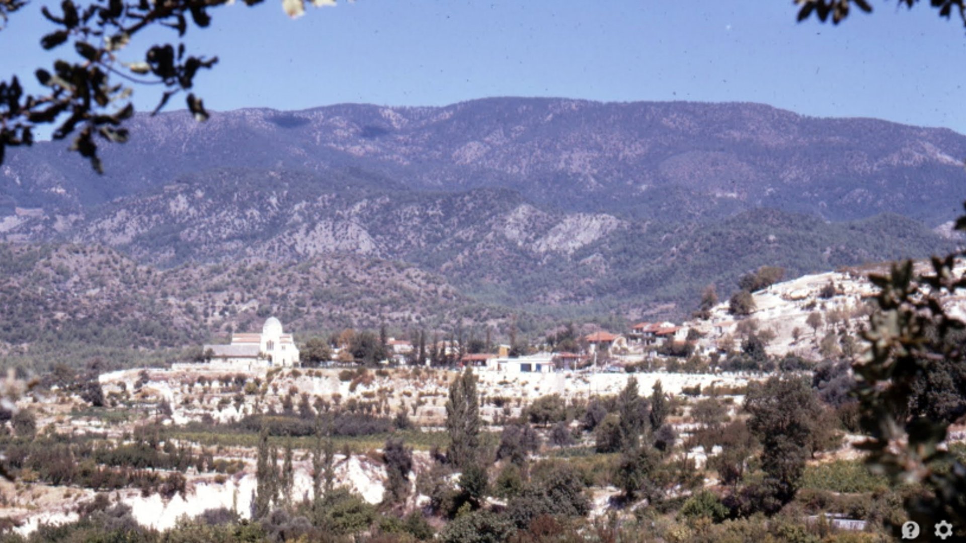1338m2 Terrain à Trimiklini, Limassol, Chypre No. 25606
