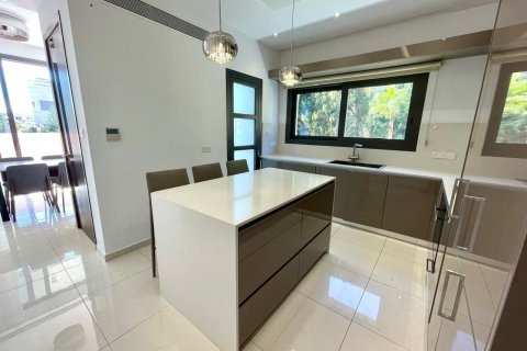 3 chambres Appartement à Limassol,  No. 49469 2