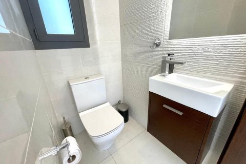 3 chambres Appartement à Limassol,  No. 49469 12