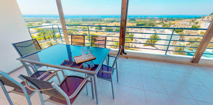 Квартира с 2 спальнями в Героскипу, Пафос,  № 48484