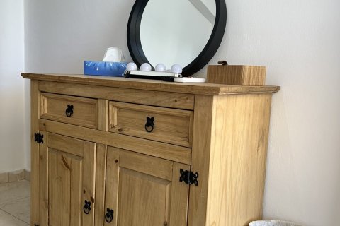 2 bedrooms Bungalow in Paralimni, Ammochostos,  No. 40263 12