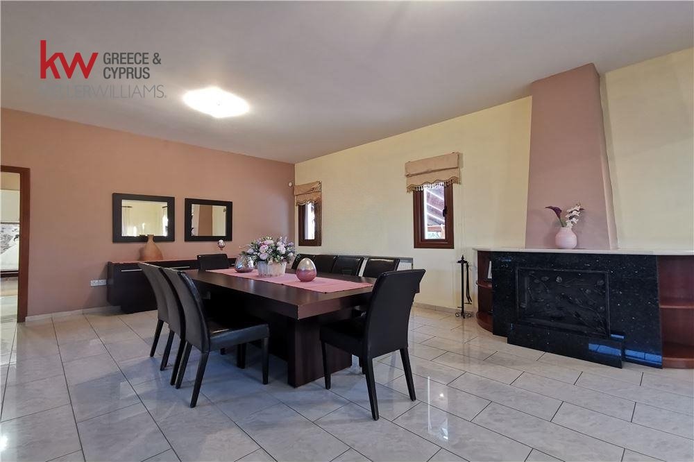 4 dormitorios Adosado en Lakatamia, Nicosia, Chipre No. 40261