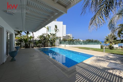 4 bedrooms Villa in Pernera, Ammochostos,  No. 40266 10