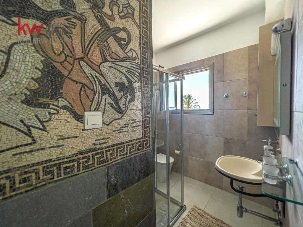 4 chambres Villa à Paralimni, Ammochostos, Chypre No. 40267