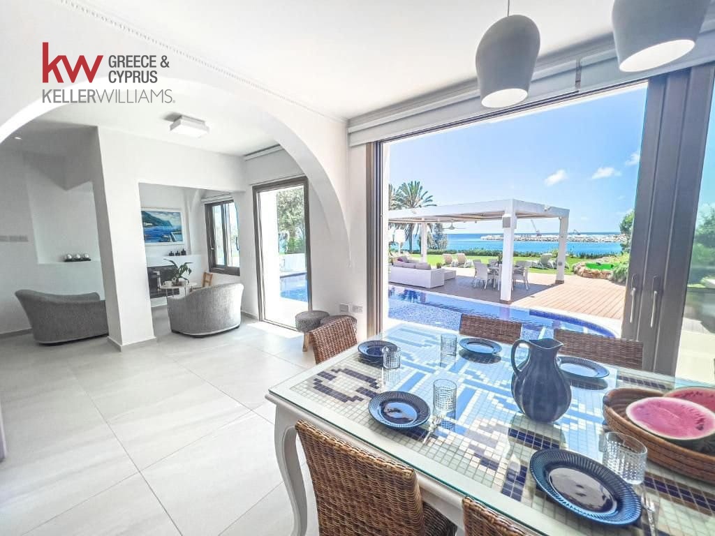 4 chambres Villa à Paralimni, Ammochostos, Chypre No. 40267