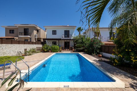 4 bedrooms Villa in Maroni, Larnaka,  No. 37872