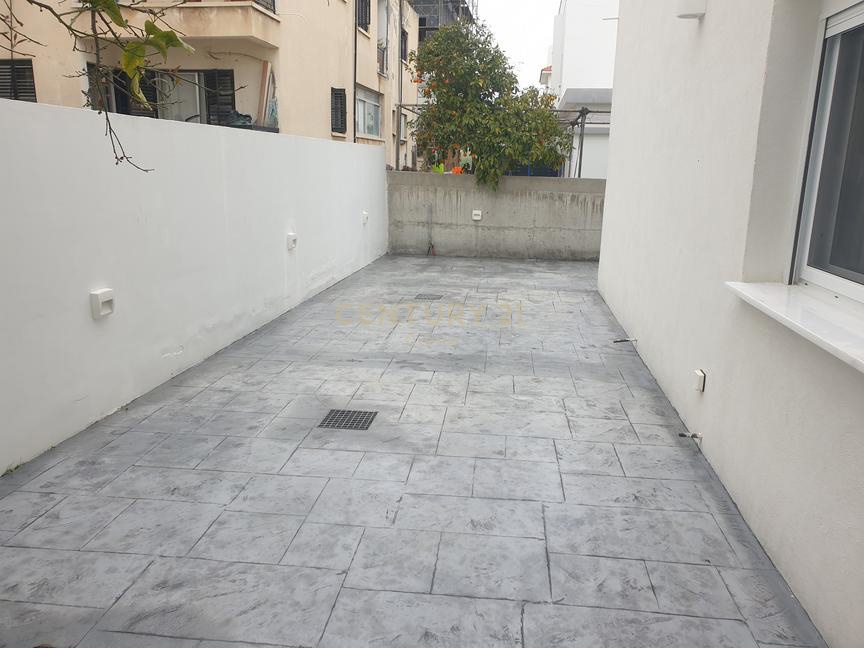 550m2 Building in Strovolos, Nicosia, Cyprus No. 53751