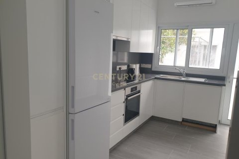 550m2 Building in Strovolos, Nicosia, No. 53751 5