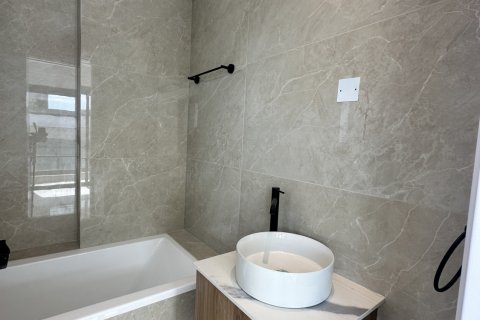 2 chambres Appartement à Limassol,  No. 40457 10