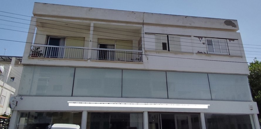 4 bedrooms Commercial property in Nicosia,  No. 40454
