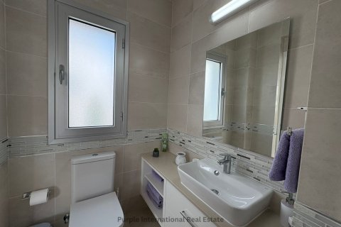 Вилла с 7 спальнями в Героскипу, Пафос, Кипр № 37415 16
