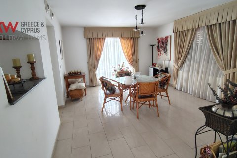 6 bedrooms Townhouse in Aglandjia, Nicosia,  No. 51051 18