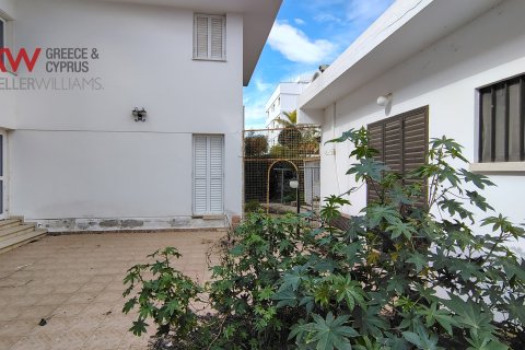 6 bedrooms Townhouse in Aglandjia, Nicosia,  No. 51051 3