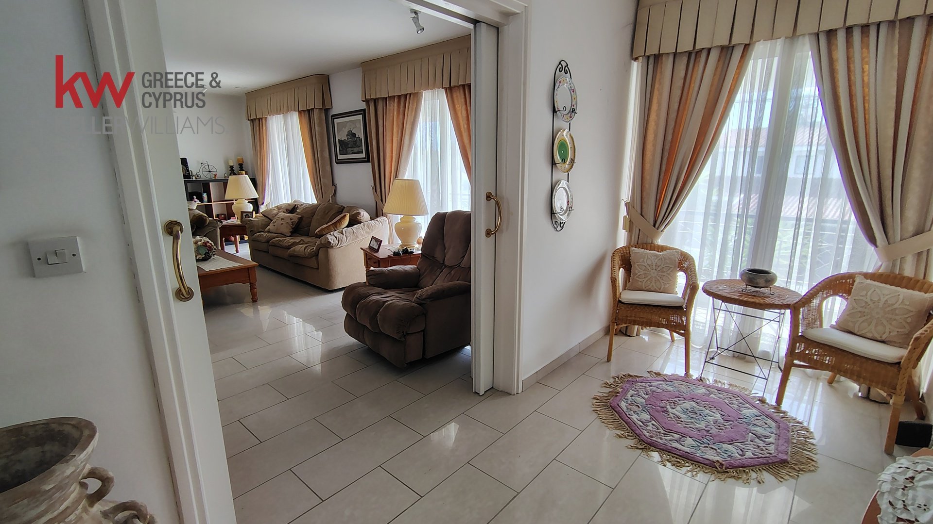6 bedrooms Townhouse in Aglandjia, Nicosia, Cyprus No. 51051