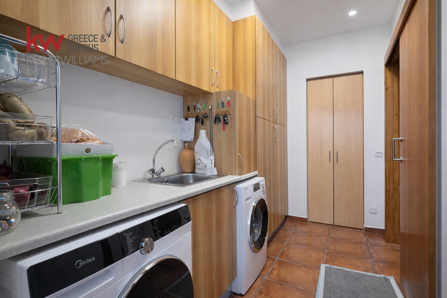 4 bedrooms Townhouse in Nisou, Nicosia, Cyprus No. 51049