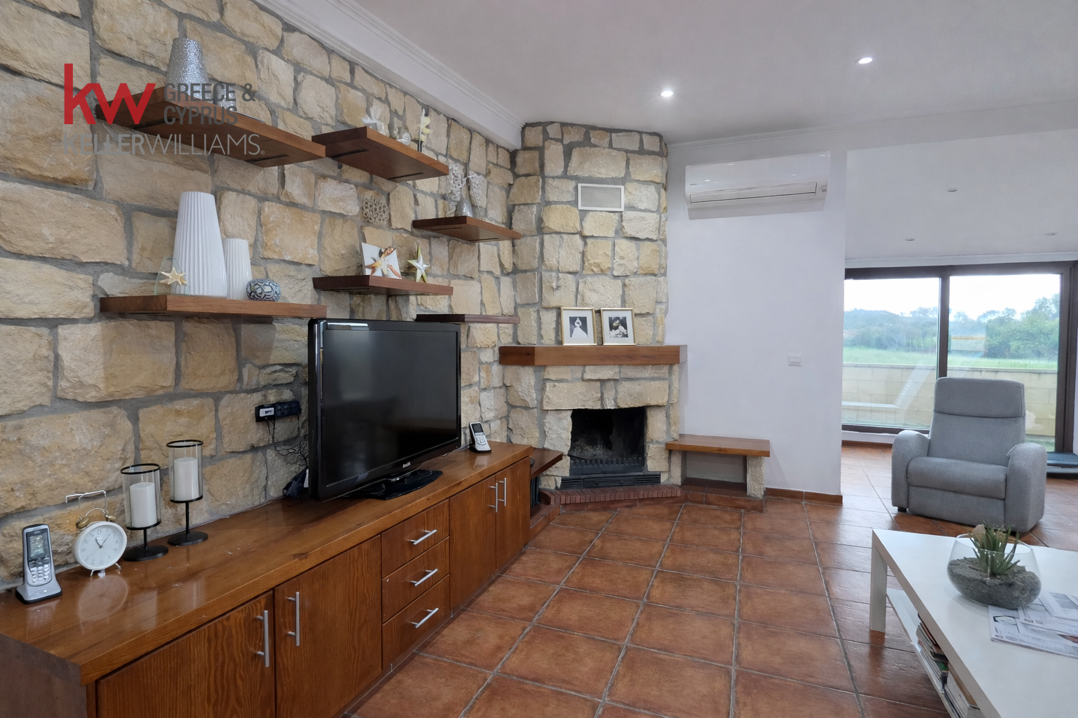 4 bedrooms Townhouse in Nisou, Nicosia, Cyprus No. 51049