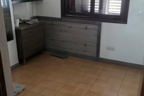 Квартира с 3 спальнями в Строволос, Никосия,  № 51047 5