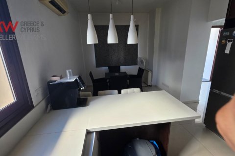 Квартира с 3 спальнями в Строволос, Никосия,  № 51047 2