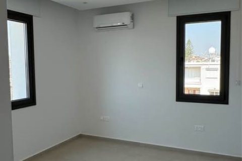 2 dormitorios Apartamento en Larnaka,  No. 51045 7